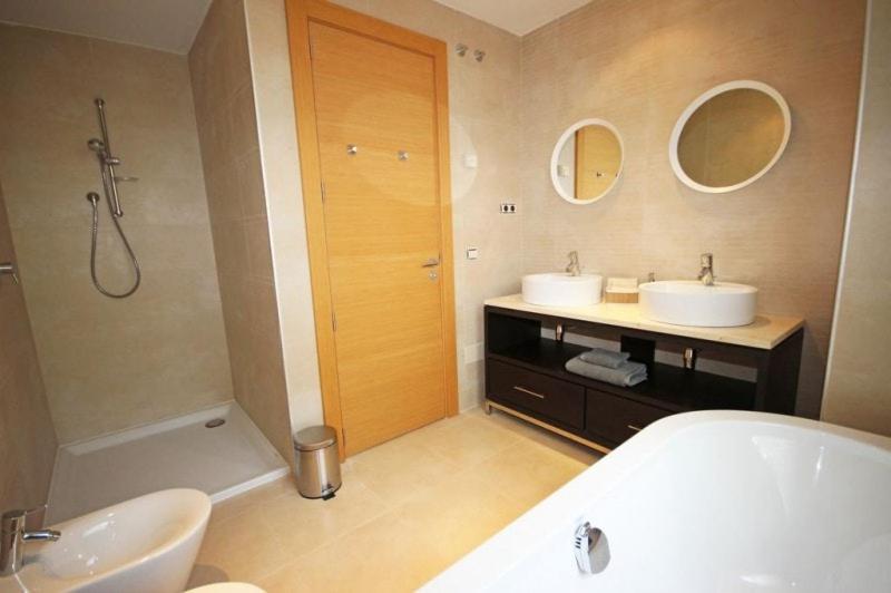 Appartement Spacious With 3 Pools & Gym